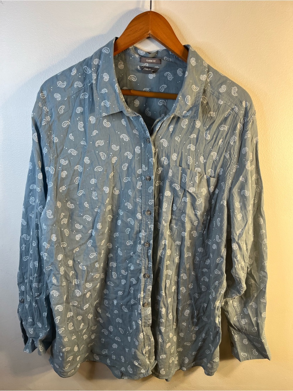 Eddie Bauer Light Blue Paisley Shirt 100% Cotton Size 2X Women’s Classic Fit